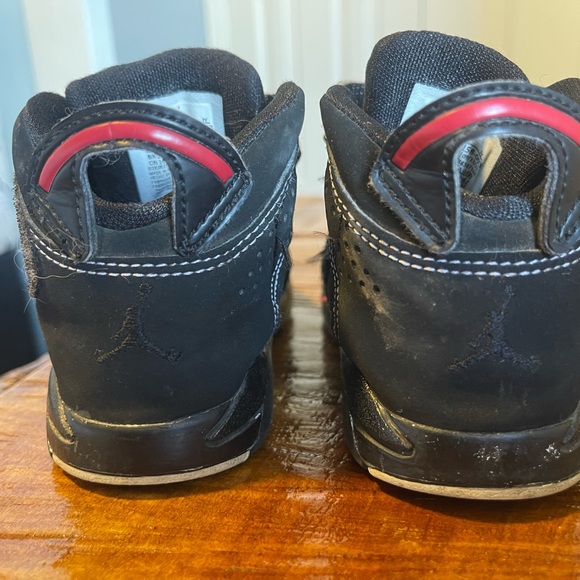 Size 6C Jordan sneakers. Worn previously - Picture 1 of 6